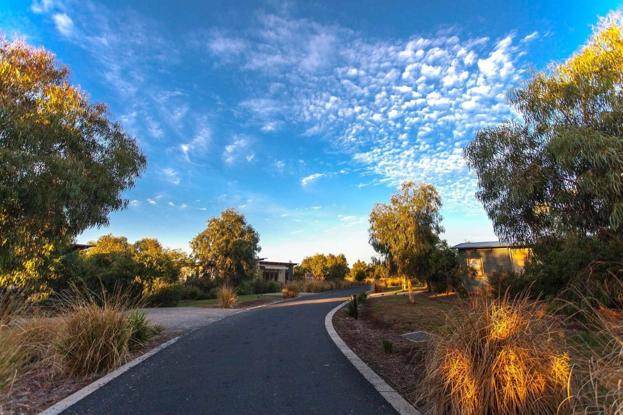 Ramada Resort By Wyndham Phillip Island Cowes Exterior foto